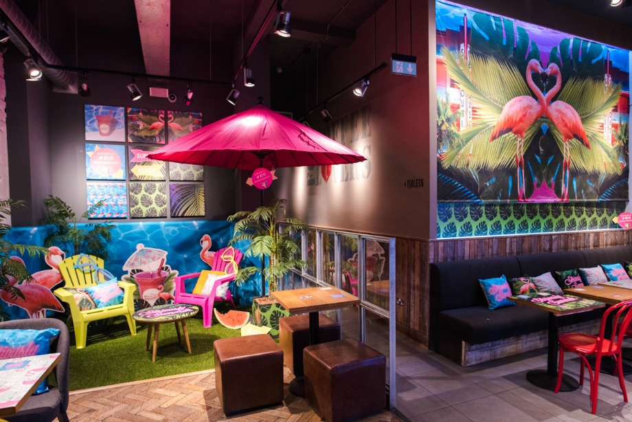Costa launches Seriously Summer stores 