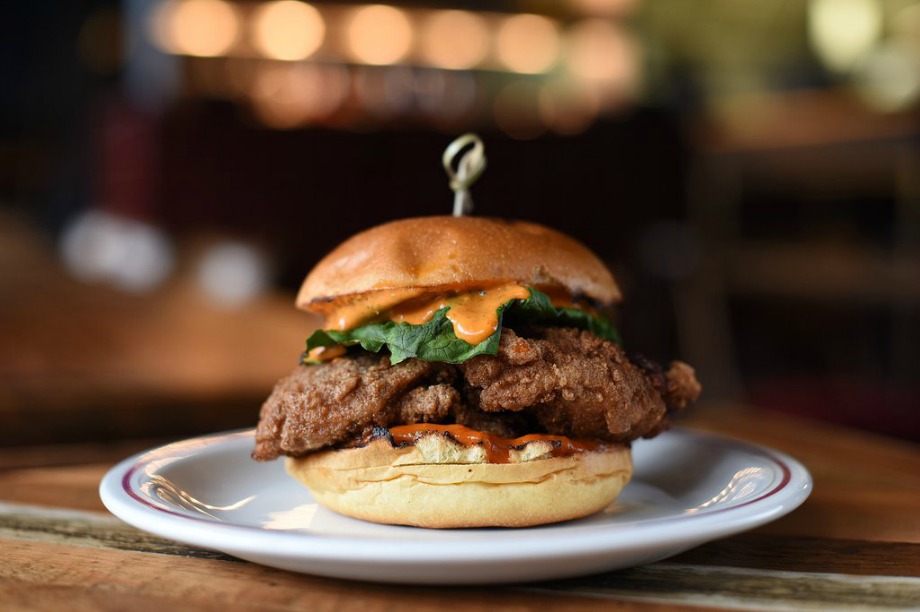 A fried chicken burger by Dirty Bones (@DirtyBonesLDN)