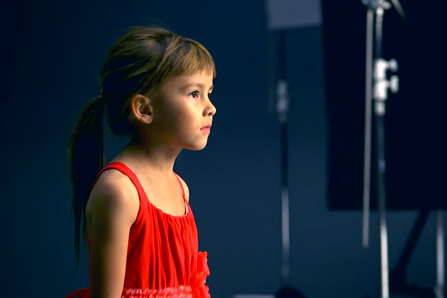 Always: 'throw like a girl' campaign
