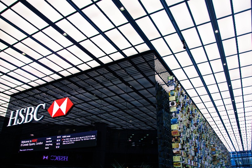 HSBC reveals Apple Pay launch date by mistake on Twitter