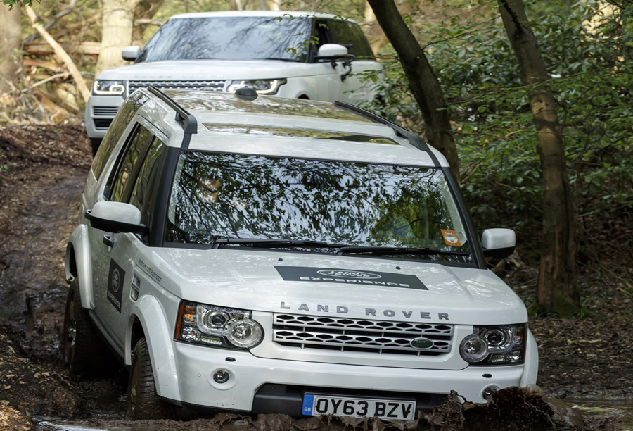 Land Rover experiences at Hedsor House