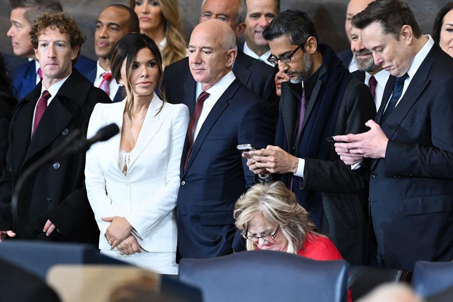 ©GettyImages – Mark Zuckerberg, Lauren Sanchez, Jeff Bezos, Sundar Pichai and Elon Musk