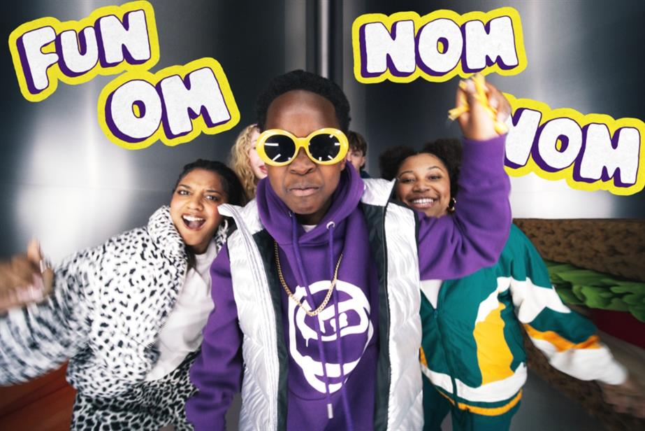 Strings & Things ad with five people in frame and text reading: "Fun om...nom nom."