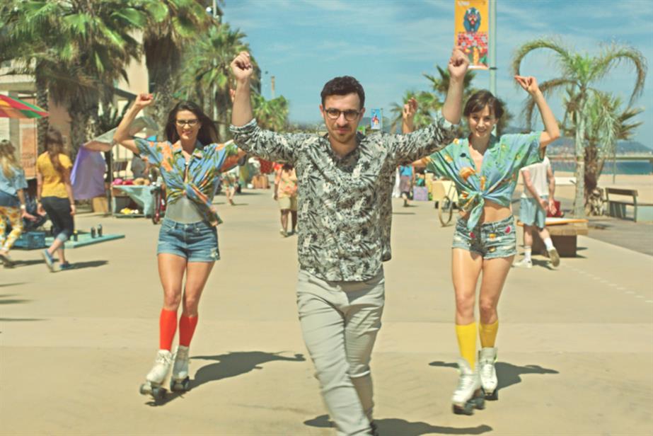 Post Office: Simon Bird stars in latest campaign