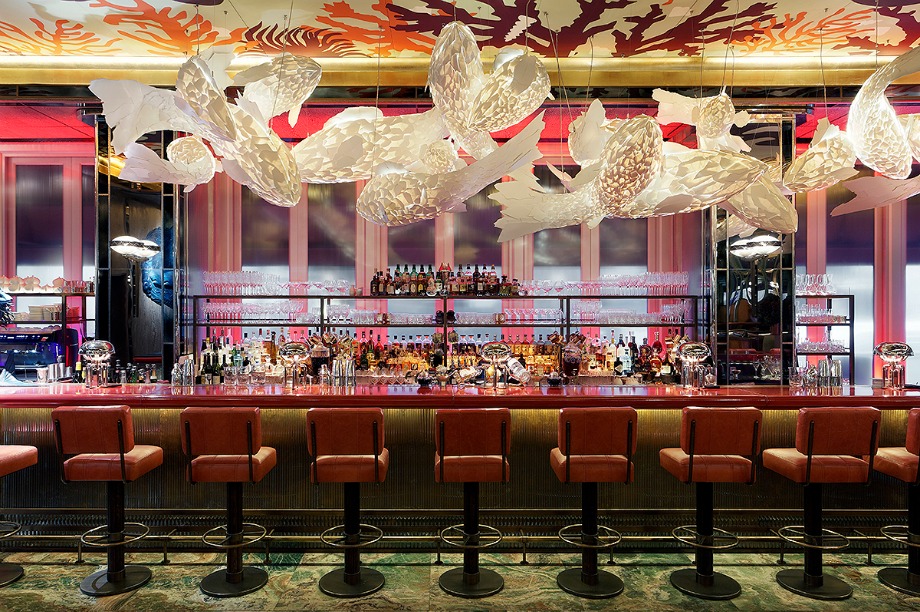 Alongside the restaurant there is also a Coral Reef Room