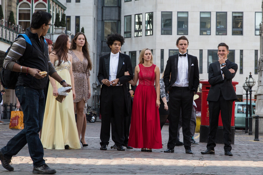 Smart Christmas Parties: fashion tie-up
