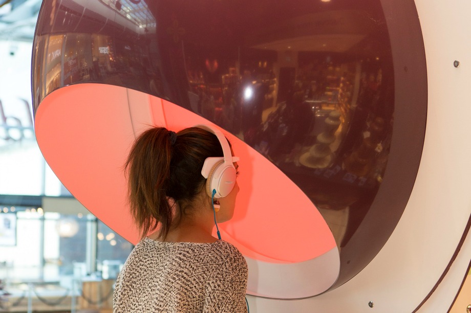 The experience featured ambient lighting, music and scents