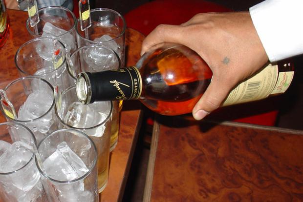 Alcoholic drinks: pressure mounting on drinks industry to introduce calorie labelling