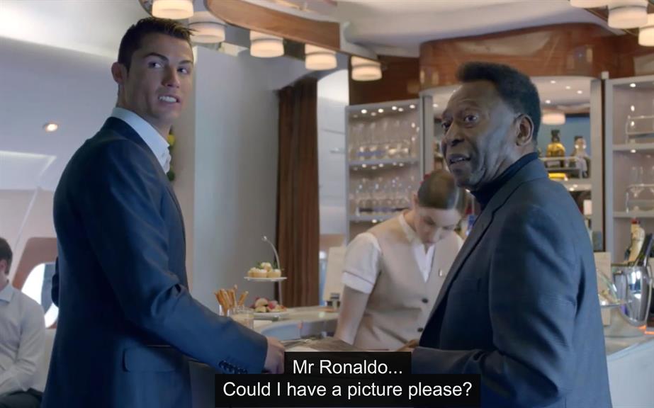 Emirates viral: Football legends Ronaldo and Pele