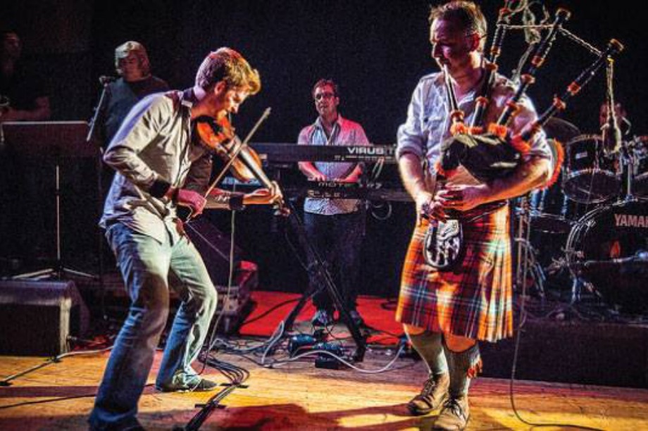 Peatbog Faeries will perform at the Big Burns Supper