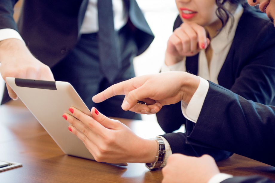 The event industry supports David Cameron's proposed gender pay gap reveal (iStock)