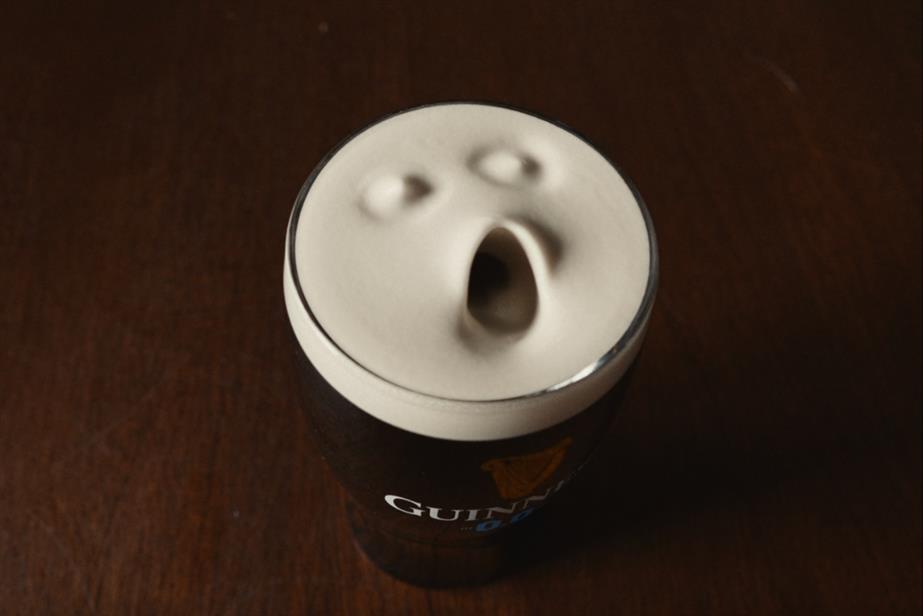 Singing pint of Guinness 0.0 from AMV BBDO ad