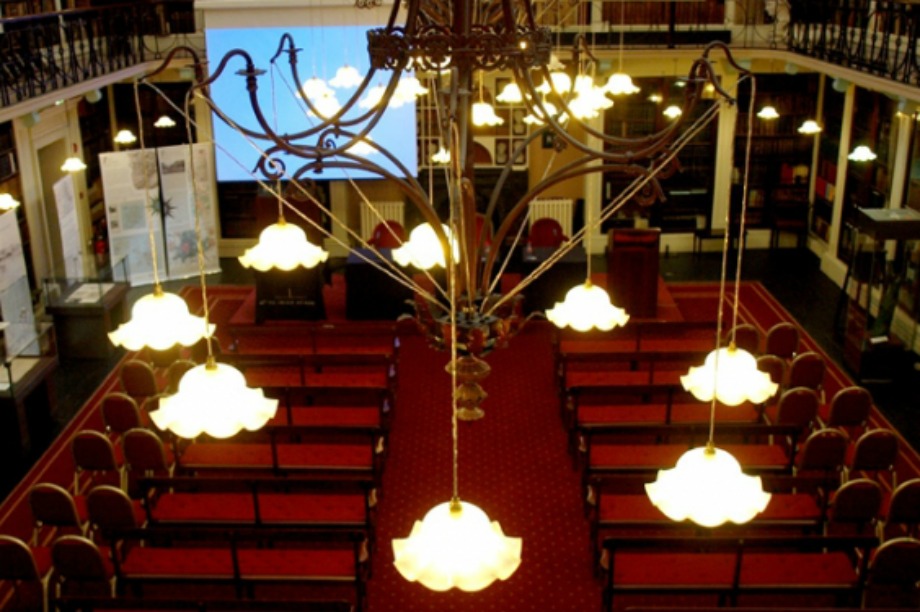 The Royal Irish Academy offers four spaces to hire for events (www.ria.ie)