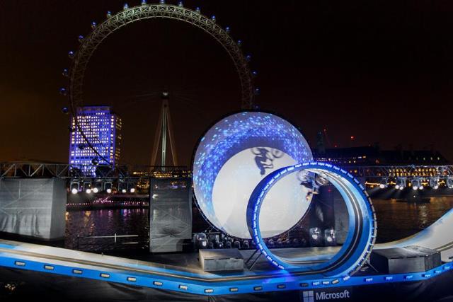 Microsoft: hires stunt rider Danny MacAskill for #makeithappen campaign