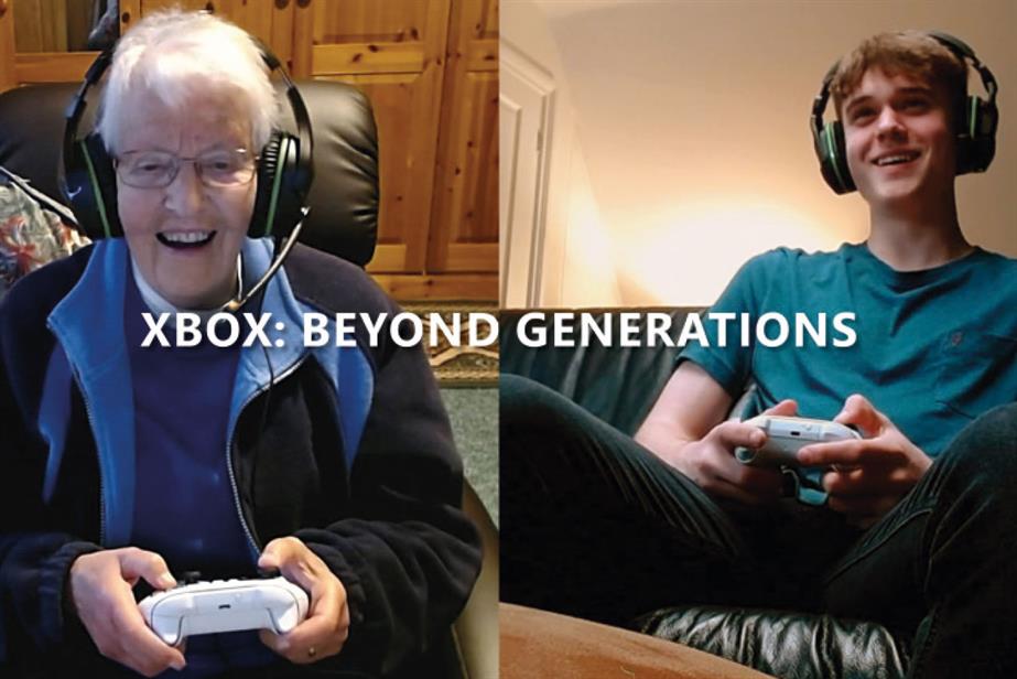 A split screen with an elderly lady on one side and a young man on the other, both playing a game on the Xbox