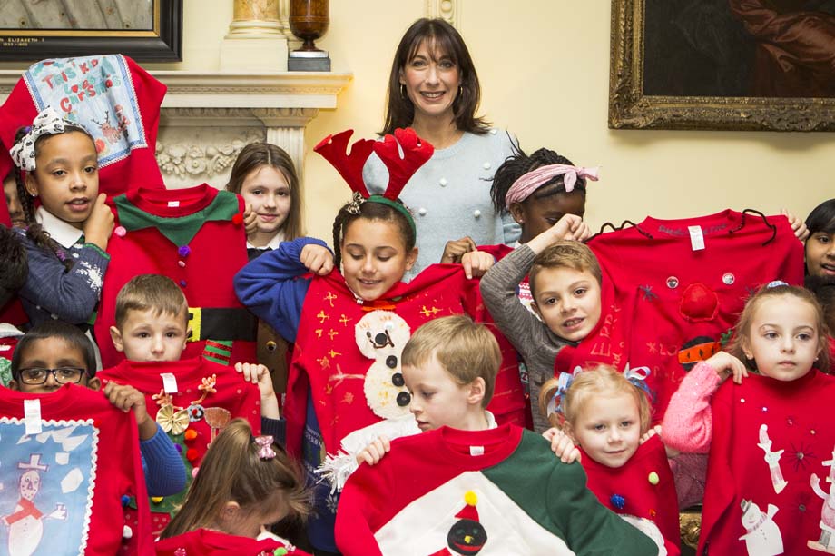 Samantha Cameron helps out on Save the Children's Christmas Jumper Day