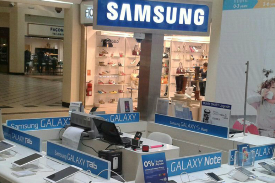 Samsung opens experience store in Mall of Qatar