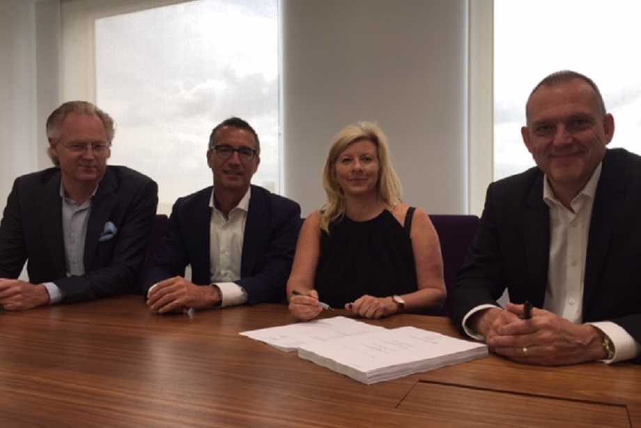 From left to right: Geertjan Jongeneel, CFO, BCD M&E; Marc Lammens, Managing Director, BCD M&E EMEA; Fay Sharpe, Managing Director, Sales & Marketing, Zibrant; Nigel Cooper, Owner/CEO, Zibrant.