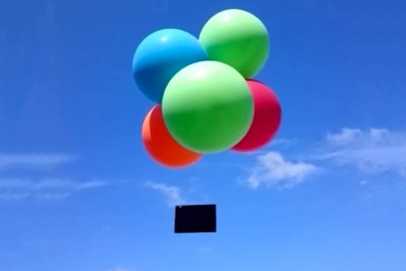 Xperia imitates of the movie UP