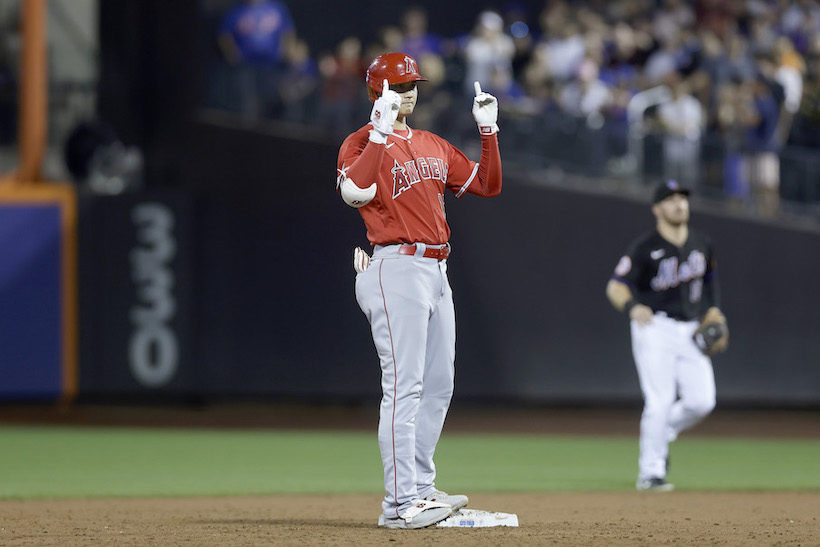Image of Shonei Ohtani playing against the New York Mets.