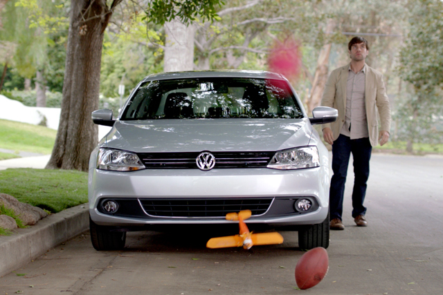 Volkswagen USA 'crash' and 'tree' by Deutsch LA 