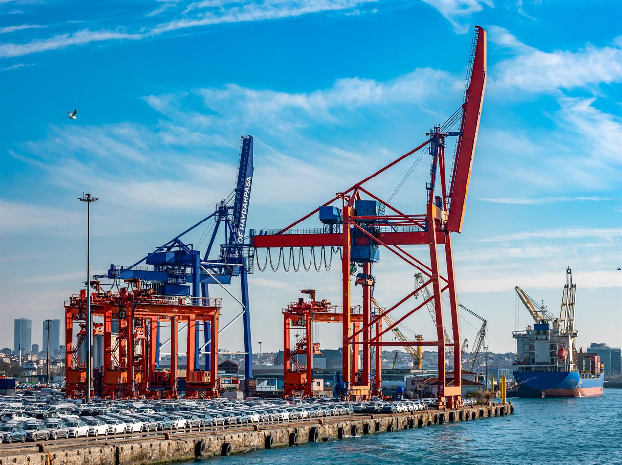 Freight Ship & Crane