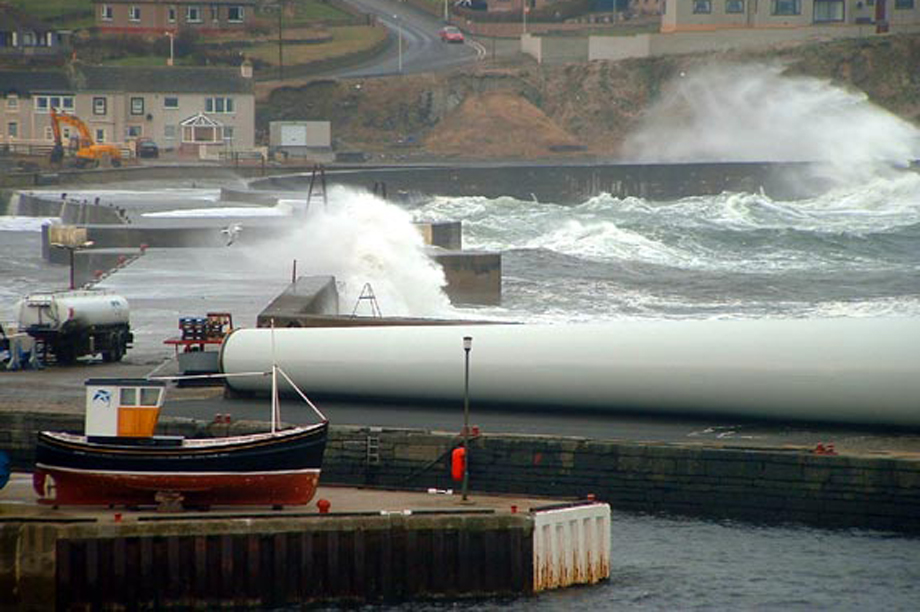 Wick harbour chosen for 750MW Beatrice Windpower Monthly