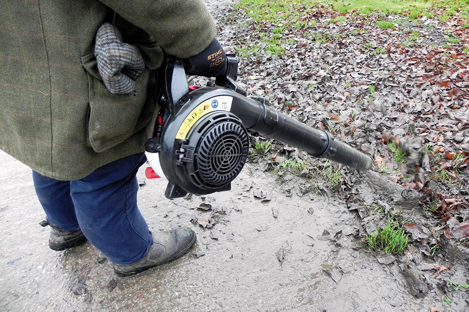 Lawnflite MTD SC4 petrol blower HortWeek