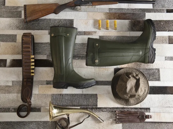 Astbury Collections signs exclusive distribution deal with French