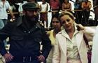 Image of Barbara Walters with Fidel Castro.