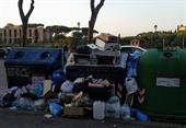Waste piled up in Rome, image Wikicommons 