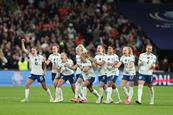 The Lionesses during a penalty shoot-out at the Women's Finalissima (Getty Images/JMP)