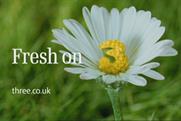 3 is offering consumers £5 for recommending the network to friends