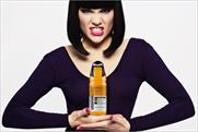 Jessie J: promotes the limited edition Vitaminwater bottle
