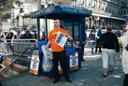 Experts evaluate London Evening Standard's shift to a free distribution model
