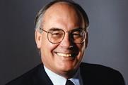 Roy Bostock : Yahoo's chairman steps down