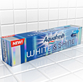 White and Shine: holographic packaging