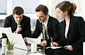 Online news: reach dips among top earners