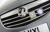 Vauxhall adds 'fashion' grille
