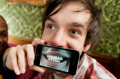 Cobra: unveils iBanter app for iPhone