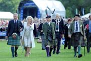 De Boer creates temporary village for clan gathering: pictures