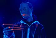 A new pay as you go: Ad promotes O2's Pay & Glo service