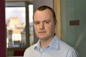 AOL promotes Flanigan to head of marketing