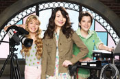 Nickelodeon promotes iCarly internet-TV show