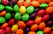 Skittles: artificial additives to go
