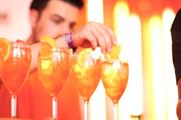 Aperol Spritz is changing up Londonders' midweek commute with its 321 bus (@AperolSpritzUK)