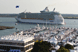 Boat show: visitors stay away