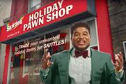 Dale the Dealmaker fronted the pop-up (YouTube/Skittles)
