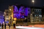 The run will take joggers past Sony Mobile's ultraviolet murals