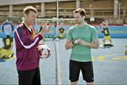 EE: Matt Le Tissier gives YouTuber Spencer FC some footballing tips